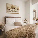 Naias Nemeia Luxury