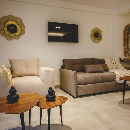 Naias Nemeia Luxury