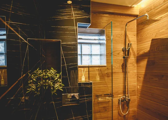 Naias Nemeia Luxury 公寓式酒店 4*