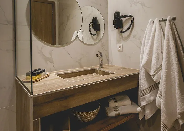 Naias Nemeia Luxury Nemea